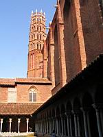 Toulouse, Eglise des Jacobins, Clocher vu du cloitre (2)